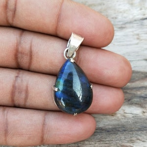 Labradorite Pendant in Solid 925-Sterling Silver | Gorgeous Handmade Labradorite Pendant | Bezel Pendant Gift for Her
