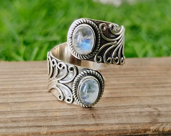 Natural moonstone  adjustable band ring , handcrafted silver band ring , moonstone band , spinner jewelry , moonstone ring ,rainbow,ring