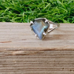 Labradorite Diamond Summer jewelry Labradorite Hand Crafted Diamond Shape Ring Bohemian Labradorite Ring minimalist summer gift image 5