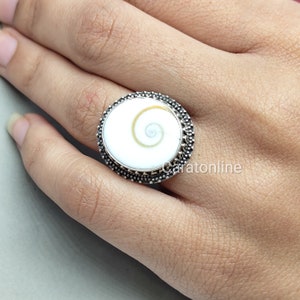 Shiva Eye Shell Ring, 925 sterling silver, Shell Shiva&#39;s Eye Shell Ring, Shell Jewelry, Natural Stone Ring, Seashell Rings for Women