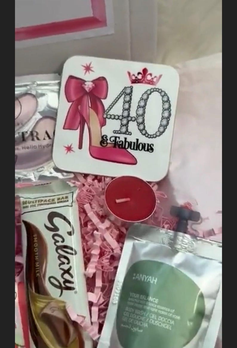 Caja de regalo personalizada para damas por su 40 cumpleaños, regalo fabuloso para ella, regalo para mamá, regalo para su mejor amiga. imagen 6