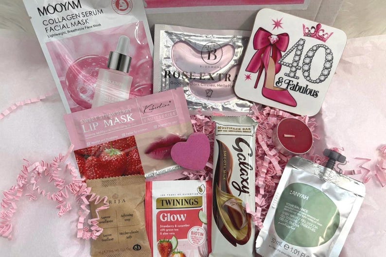 Caja de regalo personalizada para damas por su 40 cumpleaños, regalo fabuloso para ella, regalo para mamá, regalo para su mejor amiga. imagen 1