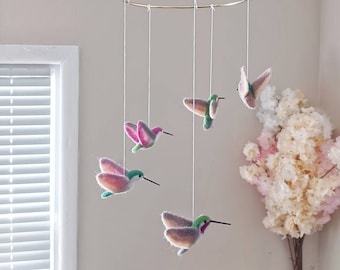 Hummingbird mobile woodland Humming bird baby mobile girl Flying birds mobile neutral Nature crib mobile boy Animals nursery mobile Garden