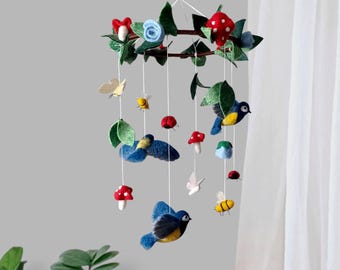 Woodland bird baby mobile girl Enchanted forest crib mobile with felted bee, mushroom, flowers, Cottagecore fairytale English garden nursery