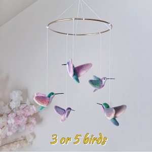 Hummingbird mobile Tropical birds baby mobile girl Flying bird mobile neutral Crib mobile girl Woodland nursery mobile Garden nature theme