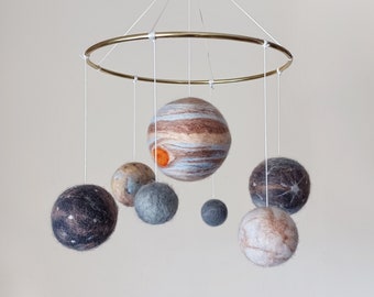 Space mobile for nursery Space baby mobile boy Felt planet mobile Outer space crib mobile girl Solar system mobile hanging Space nursery