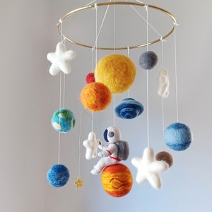 Solar system mobile Space mobile nursery Baby mobile crib Felt planet mobile Fishing astronaut star galaxy mobile