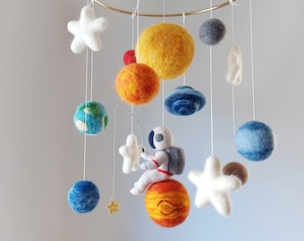 Solar system mobile Space mobile nursery Baby mobile crib Felt planet mobile Fishing astronaut star galaxy mobile