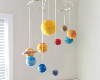 Solar system mobile crib Space mobile nursery Felt planet mobile Hanging baby mobile Boy astronaut Outer space mobile Galaxy kids room decor