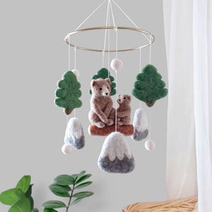 Bear mobile mountain National park baby mobile boy Woodland mobile forest Camping crib mobile Wild animal hunting mobile