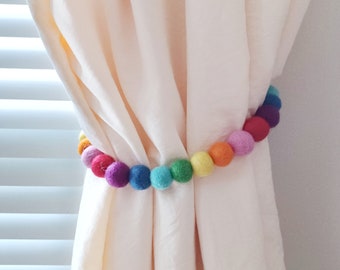 Curtain tie backs nursery Rainbow curtain tiebacks Girl pom pom tiebacks Kids curtain tieback Felt ball Curtain holdback Bedroom accessories