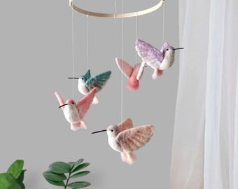 Karuzela dla dziewczynki z motywem kolibra, filcowana karuzela z ptakami, dekoracja do łóżeczka ogrodowego w stylu boho