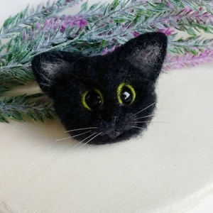 Needle felted cat brooch Witch black cat jewelry Felt black cat broach Wool kitten brooch pin Needle felted animal Cat Lover gift women