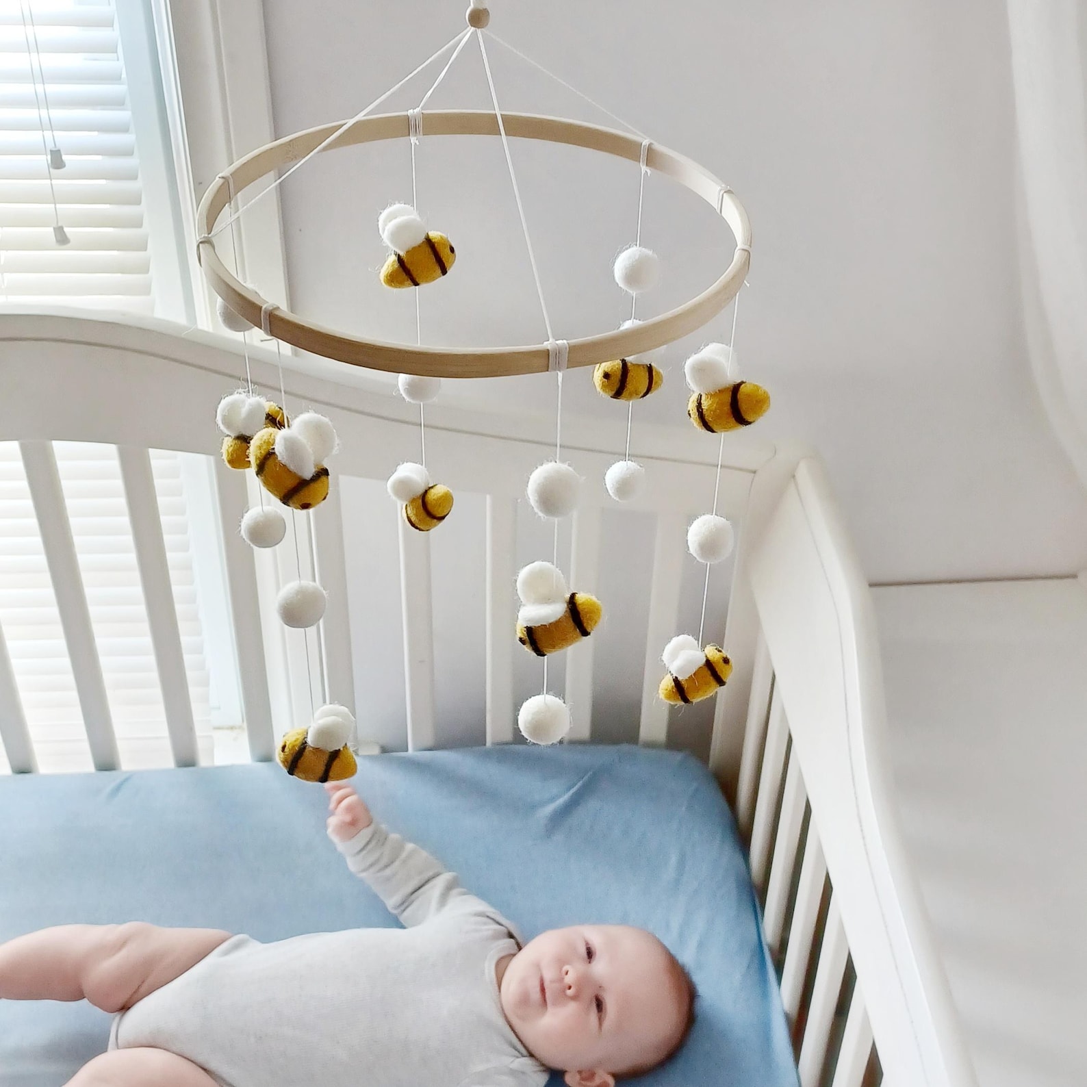 Bee Mobile Bumble Bee Baby Mobile Girl Felt Bee Crib Mobile Neutral
