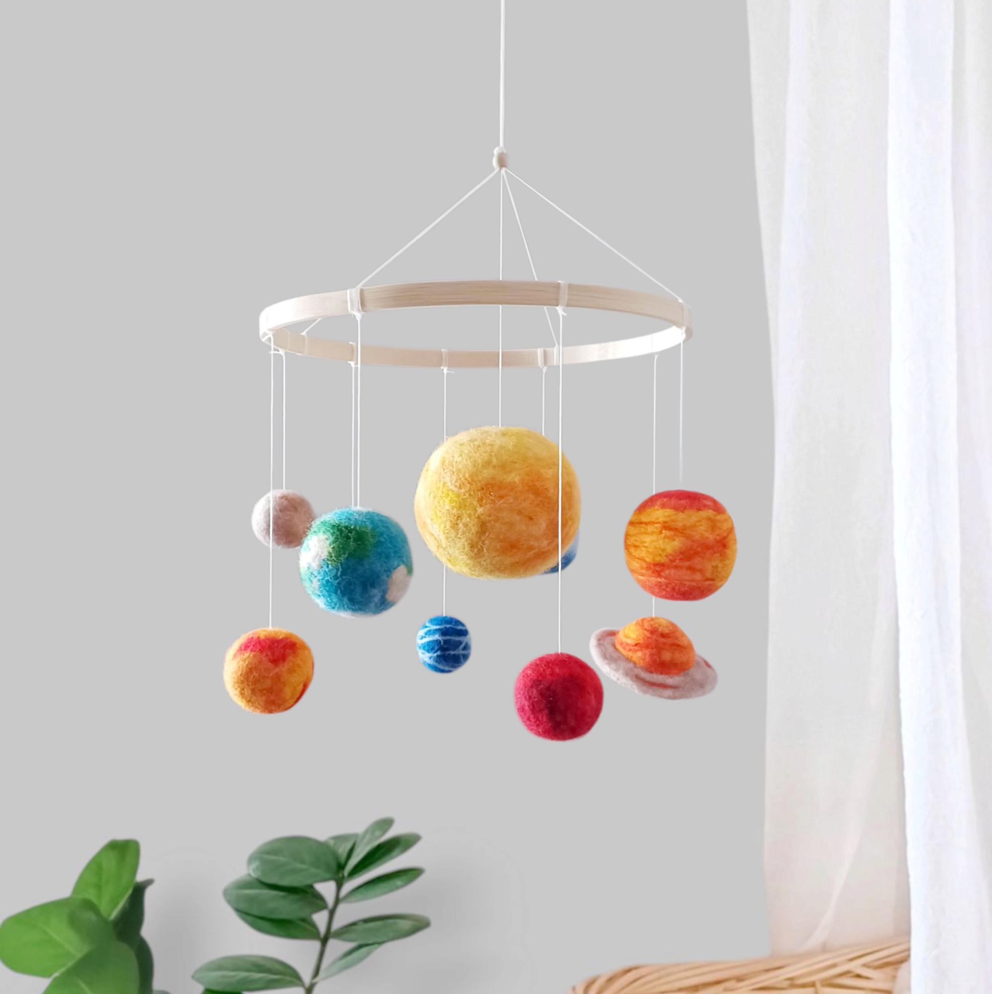 惑星モチーフモビール 95cm 店頭で販売していた、オーセンティックモデルズの🪐惑星モビールが入荷