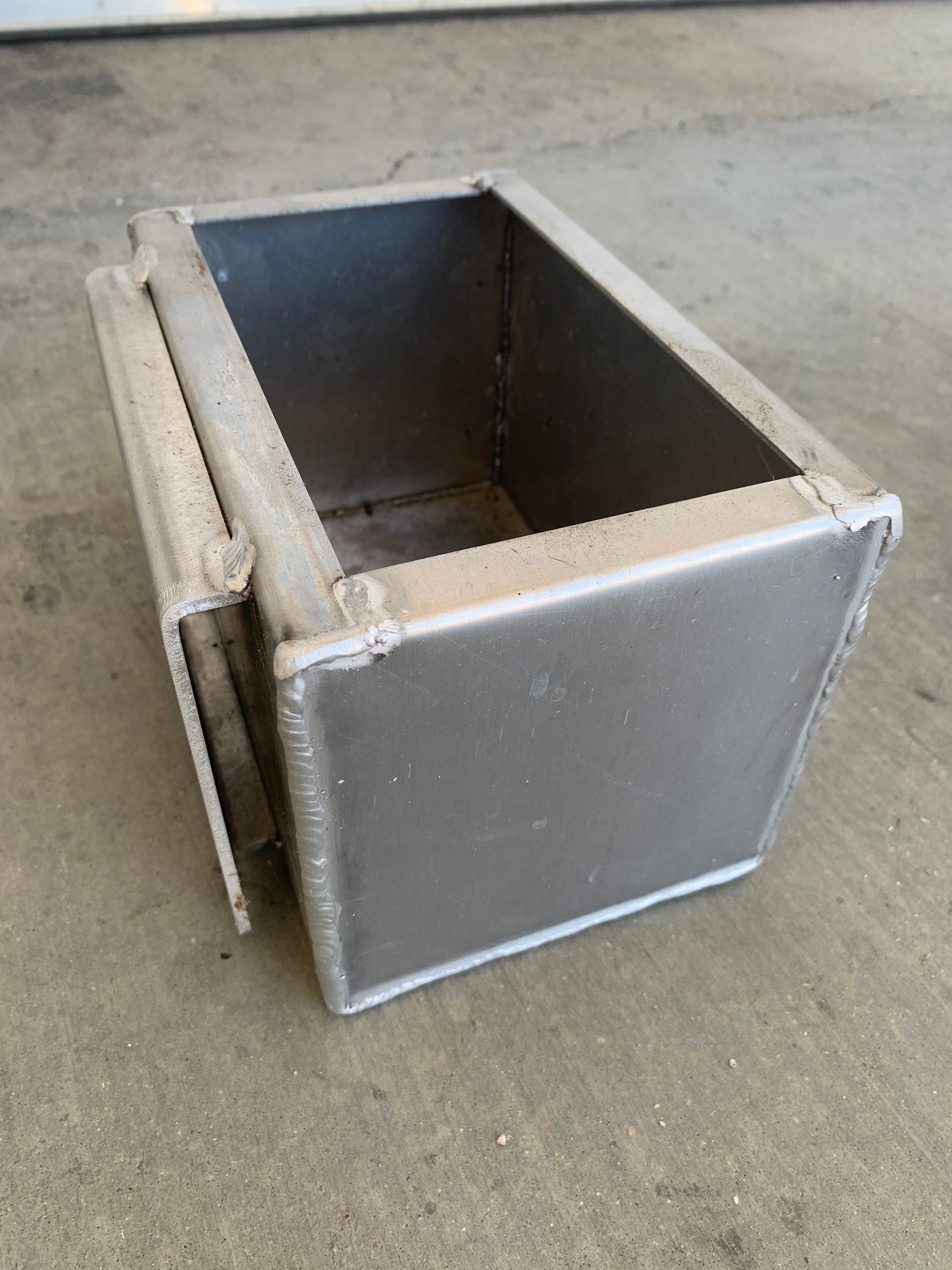 Removable Water Bowl