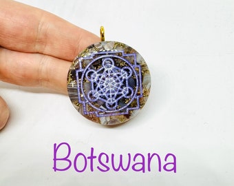 agate de Botswana  -symbole metatron 4cm  effet diamant lustré - Redonne de l’énergie à l’aura