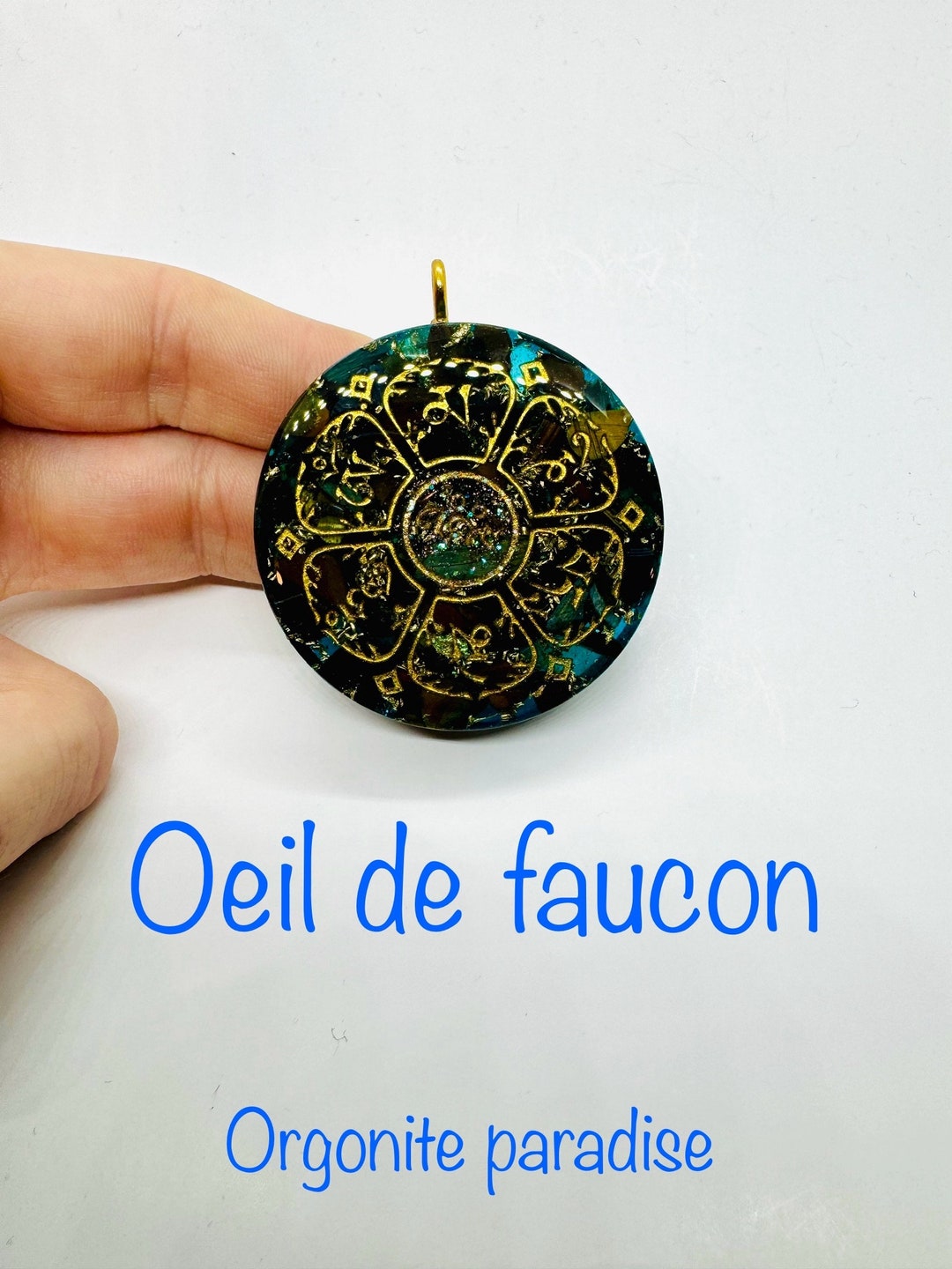 Hawk's Eye Om Mani Pafmé Hum Symbol Lustrous Diamond Effect Improves ...