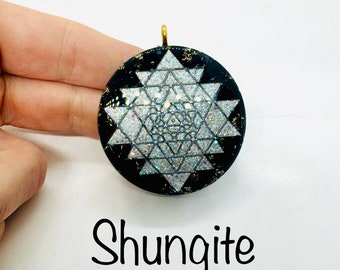 shungite - sri yantra symbol - lustrous diamond effect - detoxifying, 5G protection, insomnia - orgonite