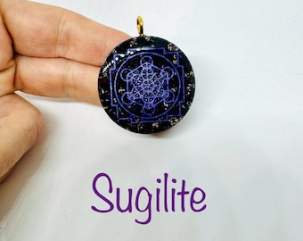 Sugilite - symbole metatron   êffet  diamant lustré  -  Stimule la faculté de channeling