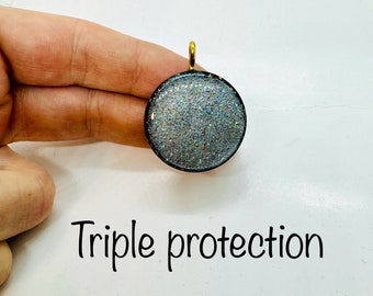 triple protection  . Enlève plusieurs couche de négativité et protège l’aura