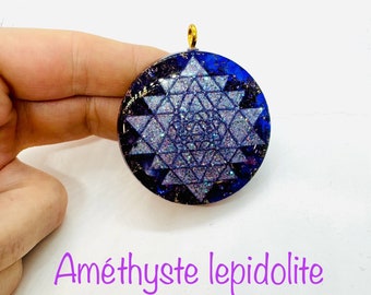 amethyste et lepidolite - haute qualité -symbole sri yantra  effet diamant - soulage la  crise de panique et ouvre les poumons