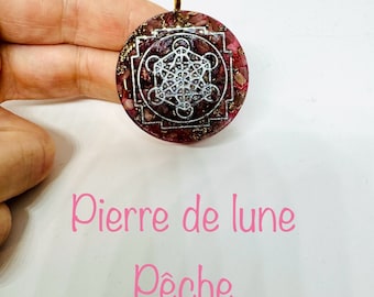 Pierre de lune pêche  (rare)  symbole metatron 4cm   effet  lustré -  Régule les hormones et assure équilibre tout au long de la grossesse