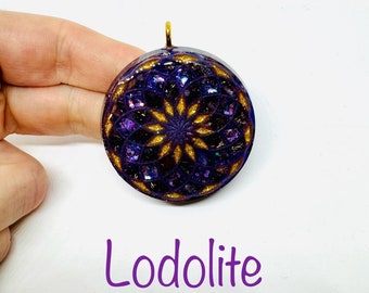 Lodolita - símbolo de la flor de loto - piedra del chamán y la liberación