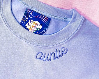 Personalized Embroidered Sweatshirt with Collar Lettering , Monogram Cursive Name Neckline , Custom Embroidered Neckline Sweatshirt Pullover
