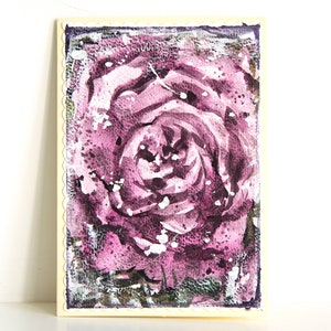Biglietto d'auguri dipinto a mano Biglietto d'auguri di compleanno rosa viola Fiori floreali Pittura ad acquerello Vintage Brillantemente illustrazioni regalo d'arte originali