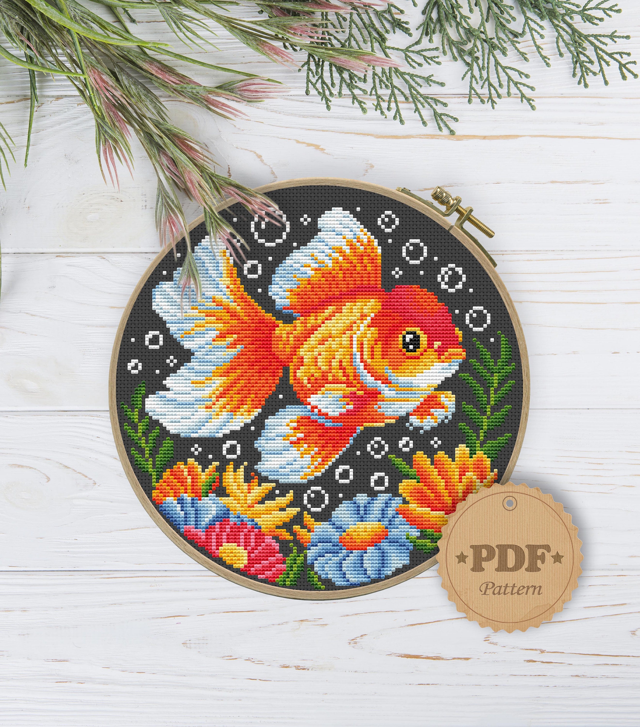 金魚のクロスステッチパターン PDF、金魚の刺繍、かわいい魚のクロス