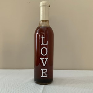 Wedding Favor for Guests In Bulk, Bridal Shower Gift, Wine Bottle Label,Vinyl Decal Wedding Signs,Wine Favor Tags Wedding,Wine Bottle Decals