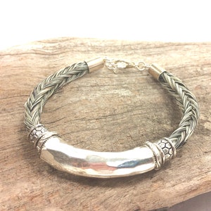 Horsehair Bracelet with Hammered Silver Pewter Centerpiece, Custom Horsehair Bracelet