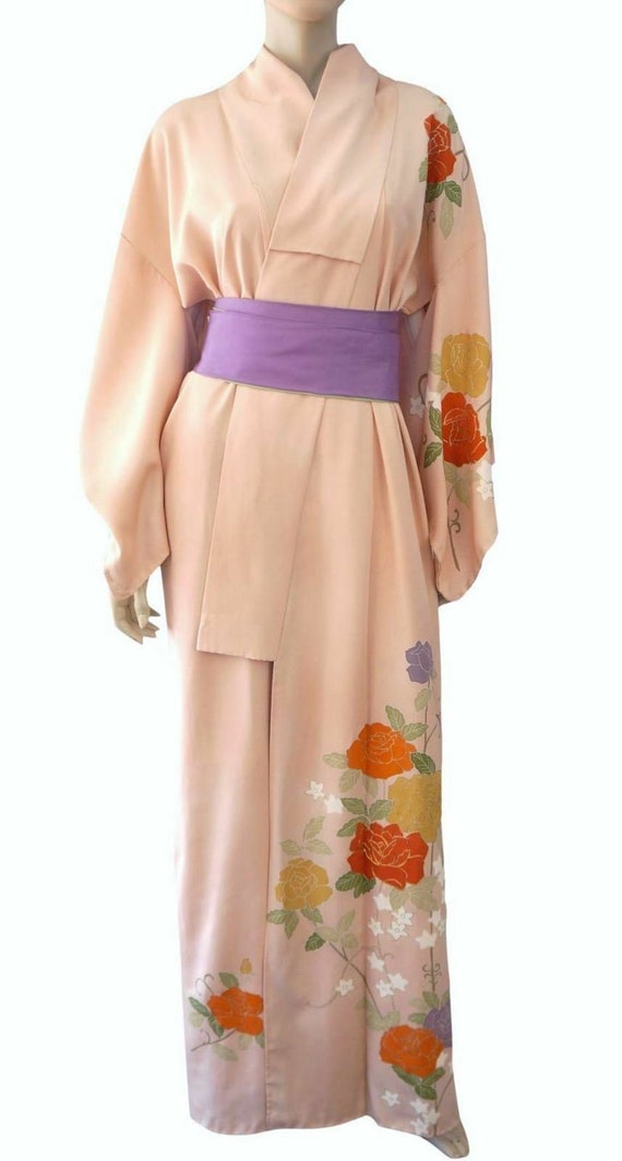 JAPANESE Vintage Kimono Pale Pink Floral Metallic Sil… - Gem