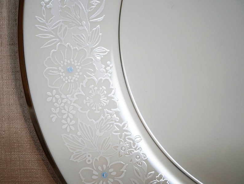Gorham Chantilly Lace Dishware - Thumbnail 4