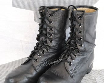 Canadian Forces Mark III black leather combat boots size 3- 3 1/2 E