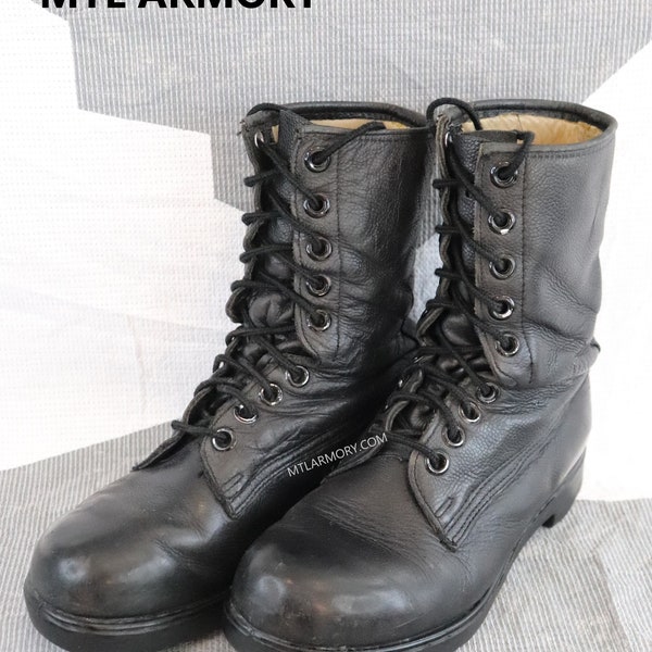 Canadian Forces Mark III black leather combat boots size 3- 3 1/2 E