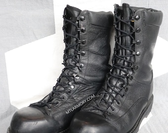 Canadian Forces black goretex combat boots size 10.5 (275/108)