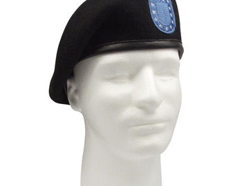 NEW US Military black beret with flash size 8