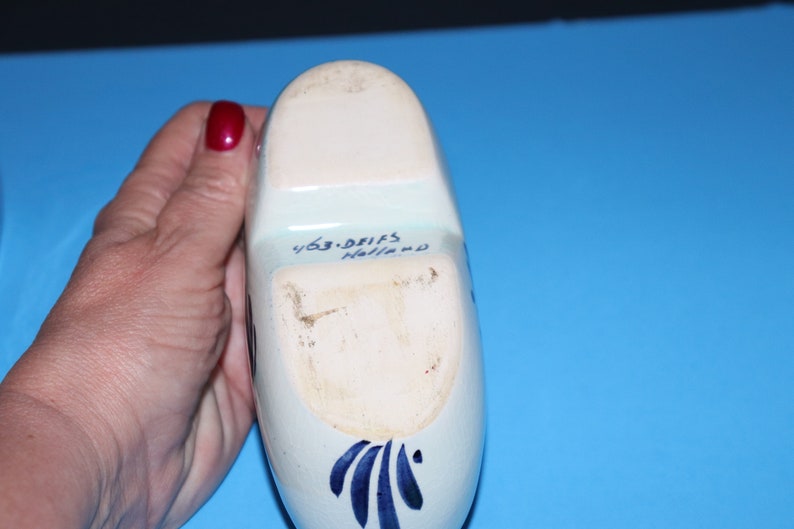 ashtrays with Windmill scene Delft Dutch Shoes 2