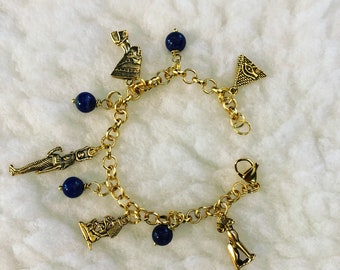 Gold plate Egyptian Charm bracelet w/Malachite beads 8”