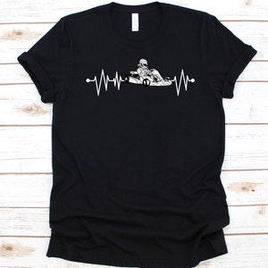 Kart Racing Herzschlag Shirt, Geschenk für Karts Racer, Racer Shirt, Karo Flagge Design, Kart Liebhaber Shirt, Go-Kart Racer, Shifter Kart