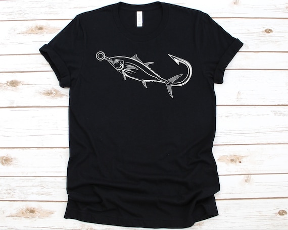 Fish Hook Tuna Fish Shirt, Gift for Fishermen, Tuna Fishing Shirt for Men  and Women, Fishing Lovers T-shirt, Tuna Design, Tuna Fish Graphic 