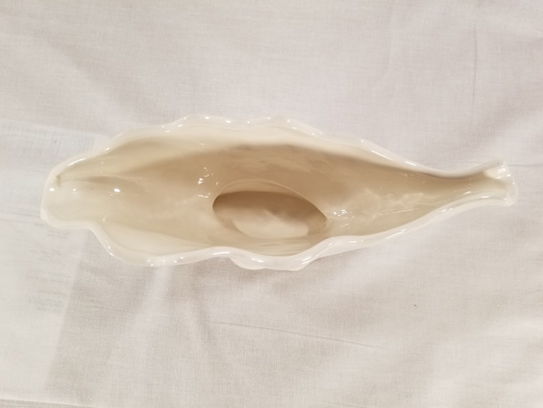 Hull Pottery Leaf Vase Mantle Bowl cream white glaze #118
