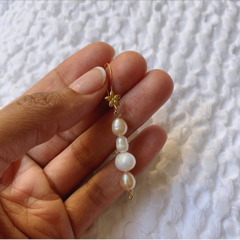 gold plated Mixed pearls drop earrings