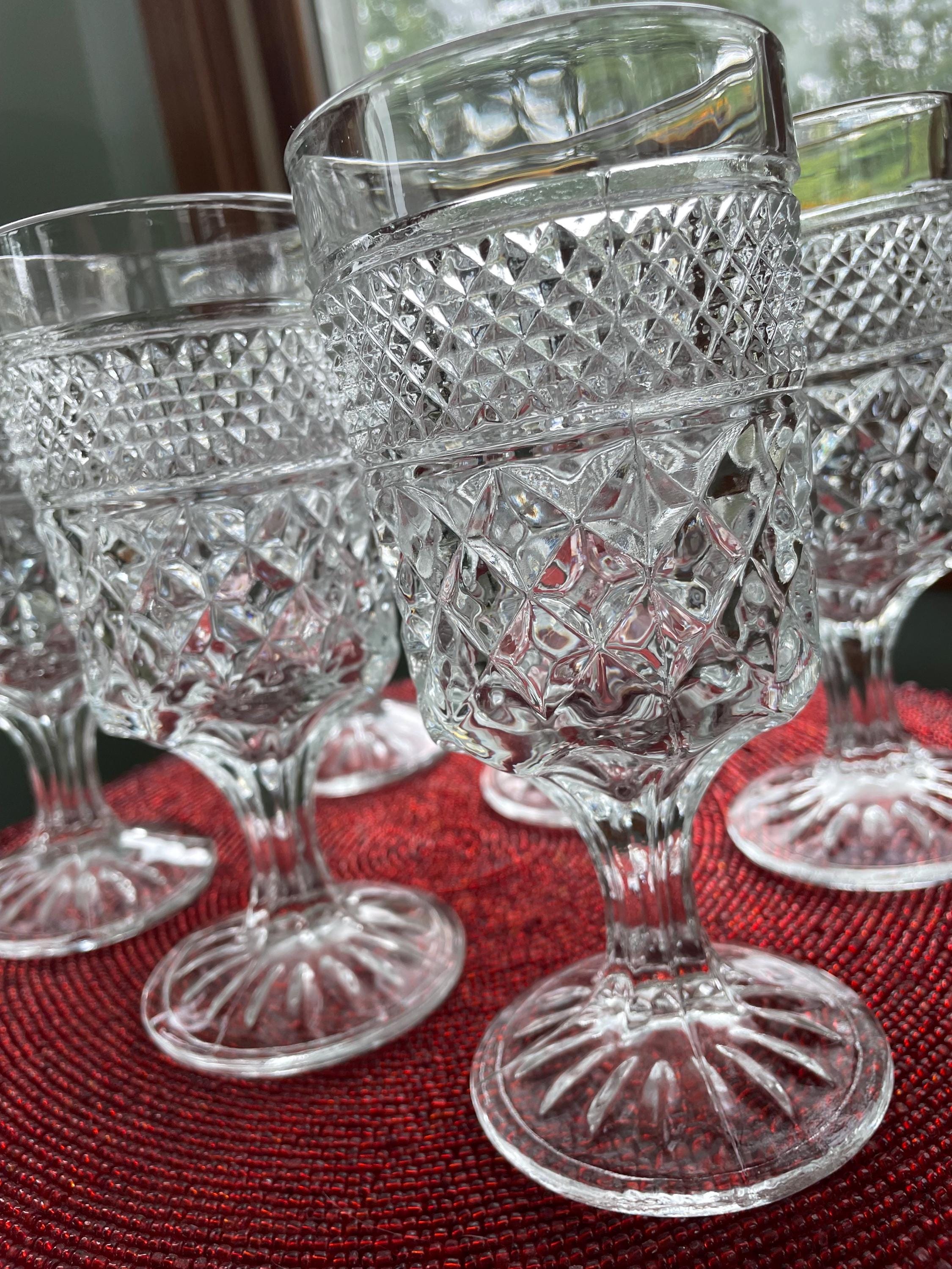 Beautiful Vintage Drinking Glasses Wexford Set of 6 Pedestal