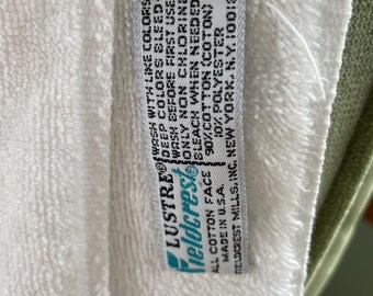 Choice of Vintage 1970’s & 1980’s towels. Beautiful plush or terry Bath towels. Cottage core or shabby chic.