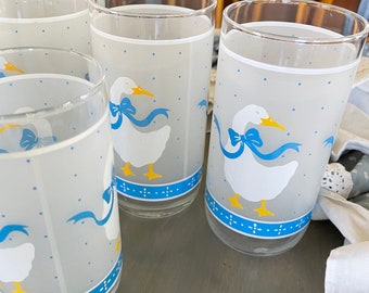 Vintage set of 6 1990’s tumblers white frosted goose and blue country cottagecore 1970’s mcm colored glasses iridescent amber crinkle bamboo