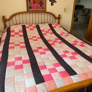 Beautiful pink & navy hand quilted queen size quilt Stunning colors in vintage tiny floral fabrics This quilt is a unique Valentine gift