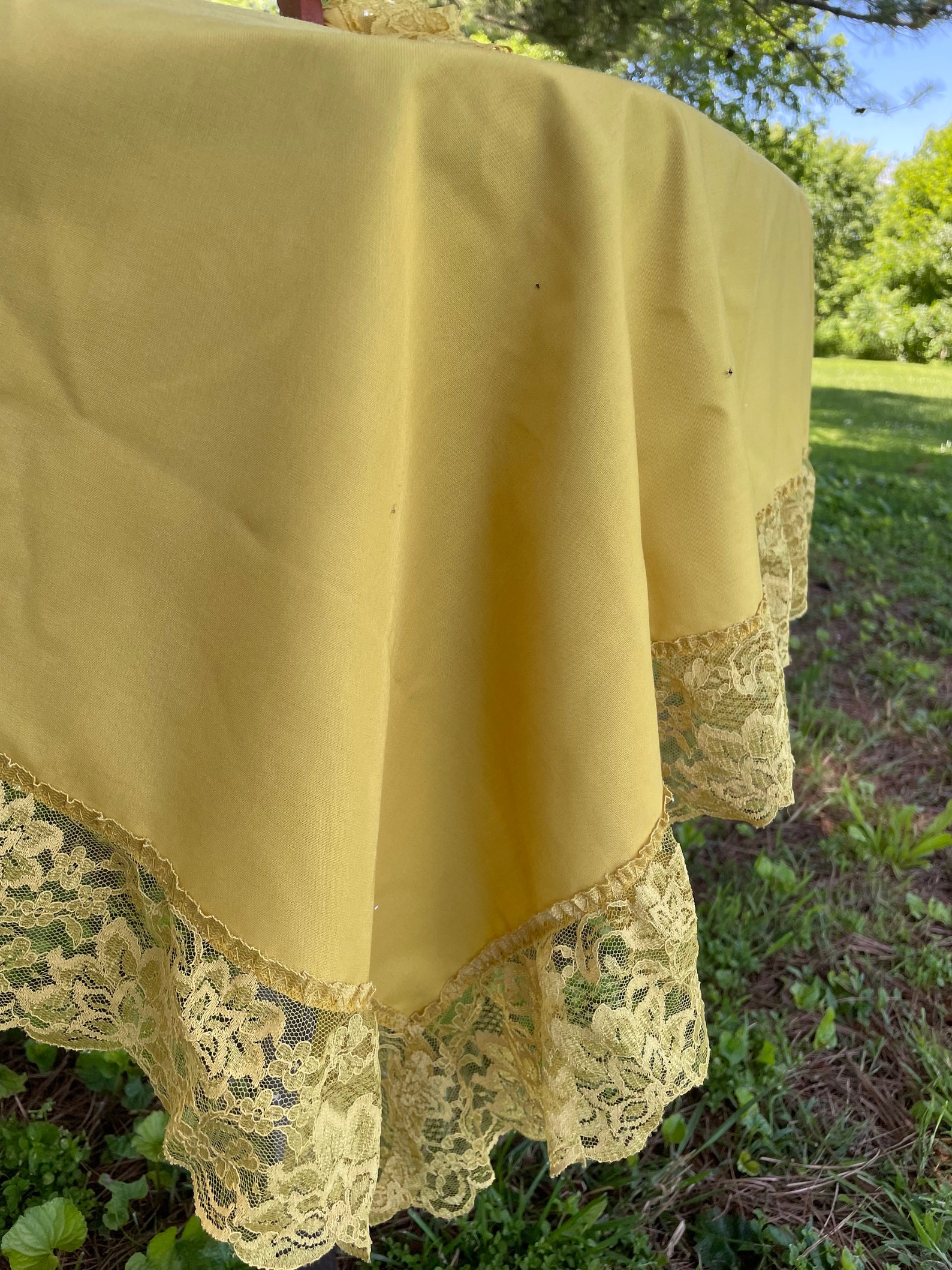 Choice Vintage 1960's 1970's Tablecloths Harvest Gold 67” or Long 116 ...